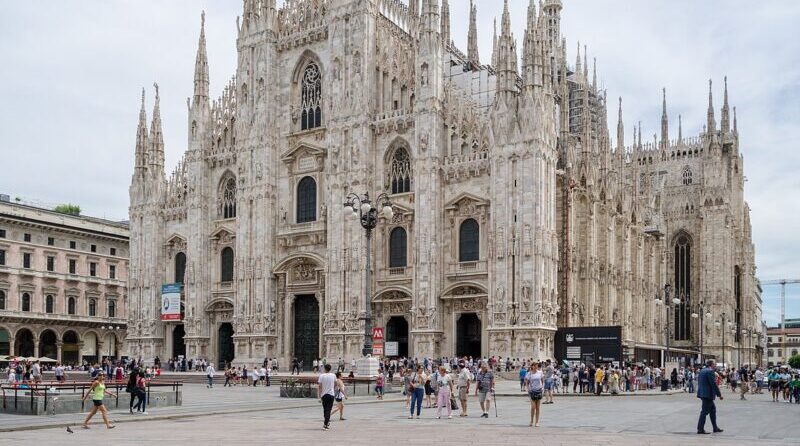 Viaggio per lavoro a Milano. Ecco perché noleggiare un’auto