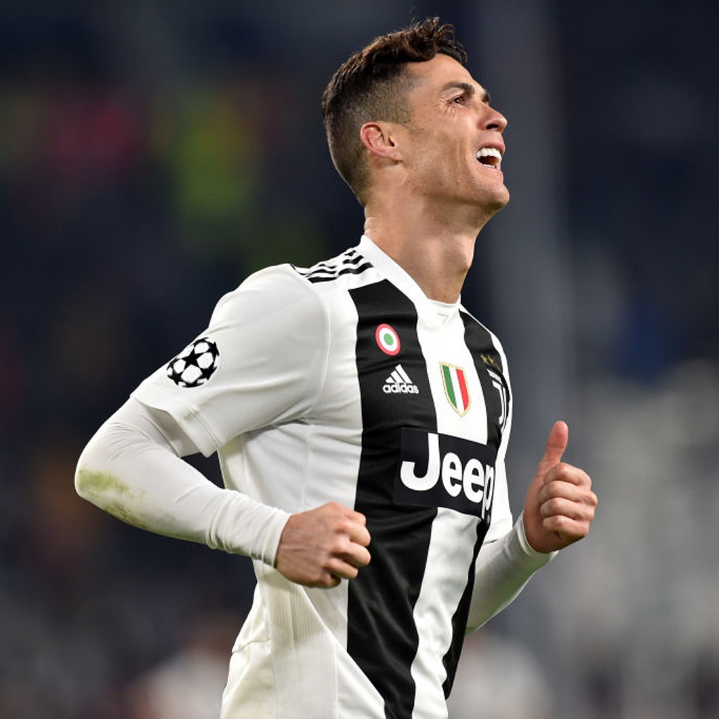 CR7 torna in Italia, la Juve scalda i motori