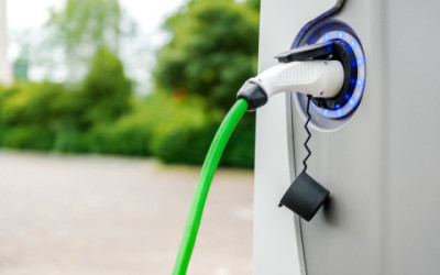 Mercato auto: si va verso la motorizzazione elettrica