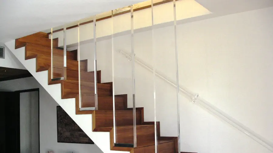 Plexiglas, il futuro dell’arredamento